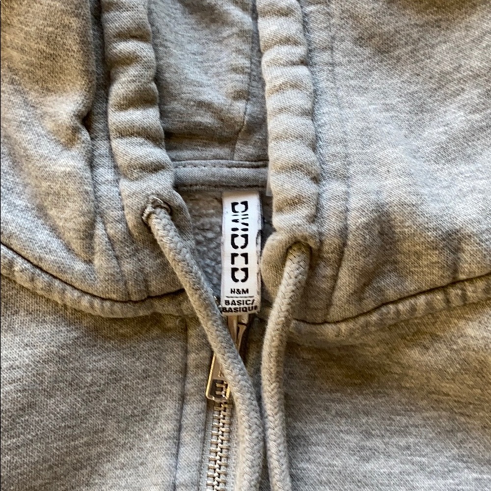 zip up - Picture 3 of 3